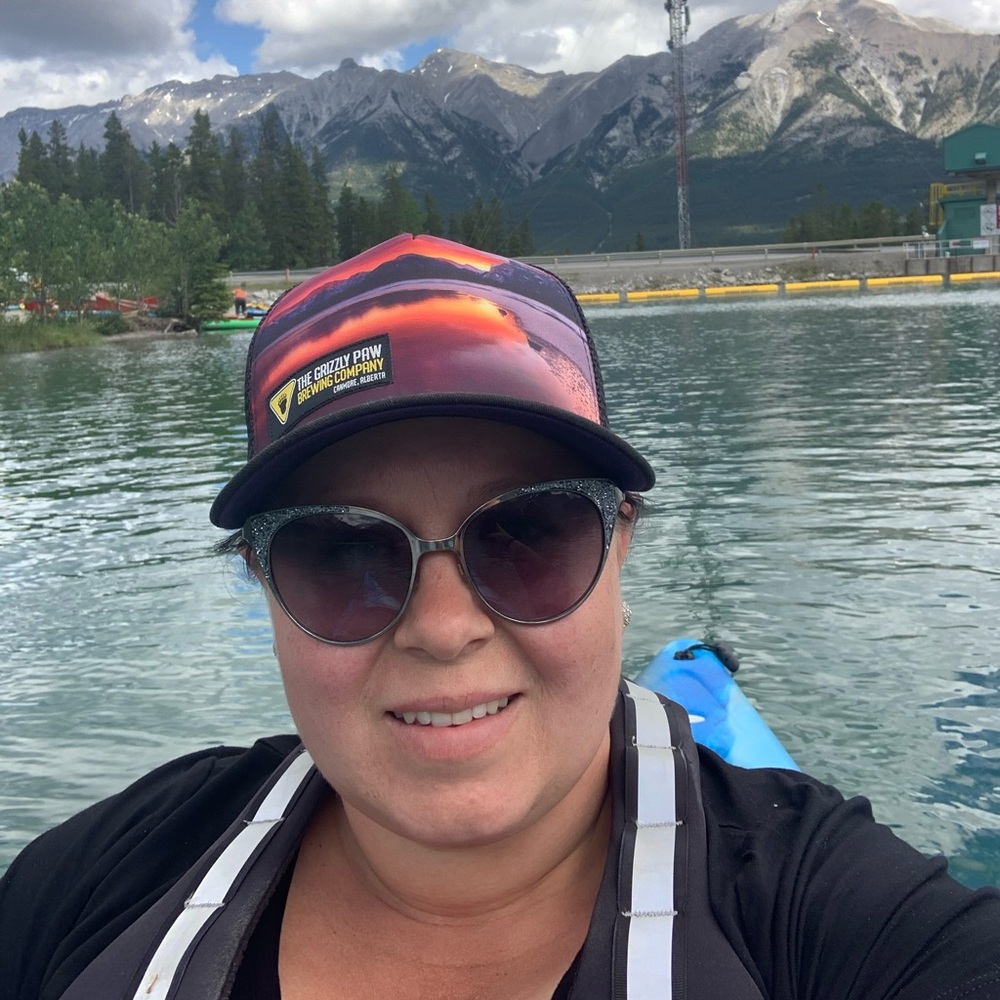 Meet your Posher, Pamela